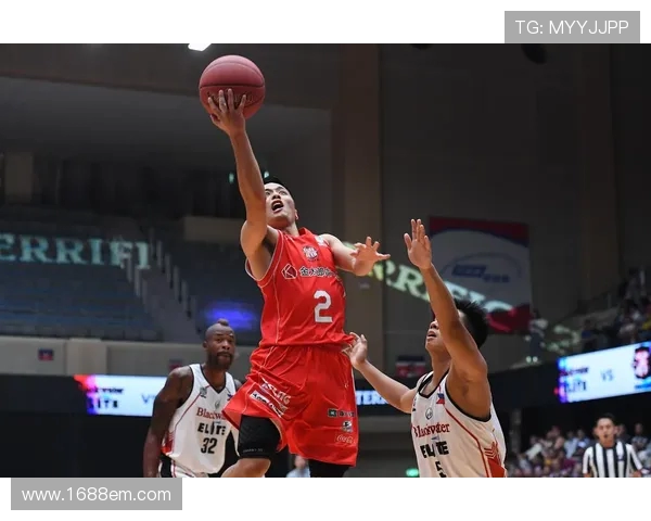 媒体人分析富坚勇树与科克末节默契配合中国男篮喜迎胜利新希望