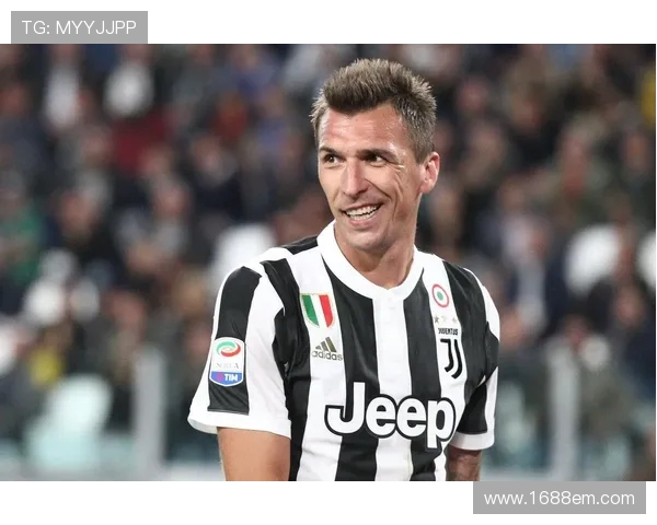 曼朱基奇重返尤文主场获球迷热烈欢迎夸德拉多替补出场遭嘘声四起